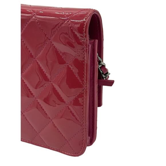 Chanel Patent Quilted Brilliant Wallet On Chain WOC Berry*Gorgeous with COA - Picture 8 of 15